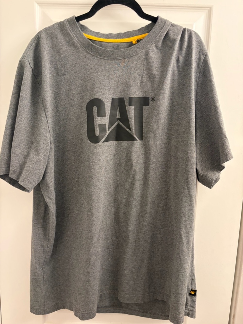 CAT Men's Heather Gray Logo Short Sleeve Tee